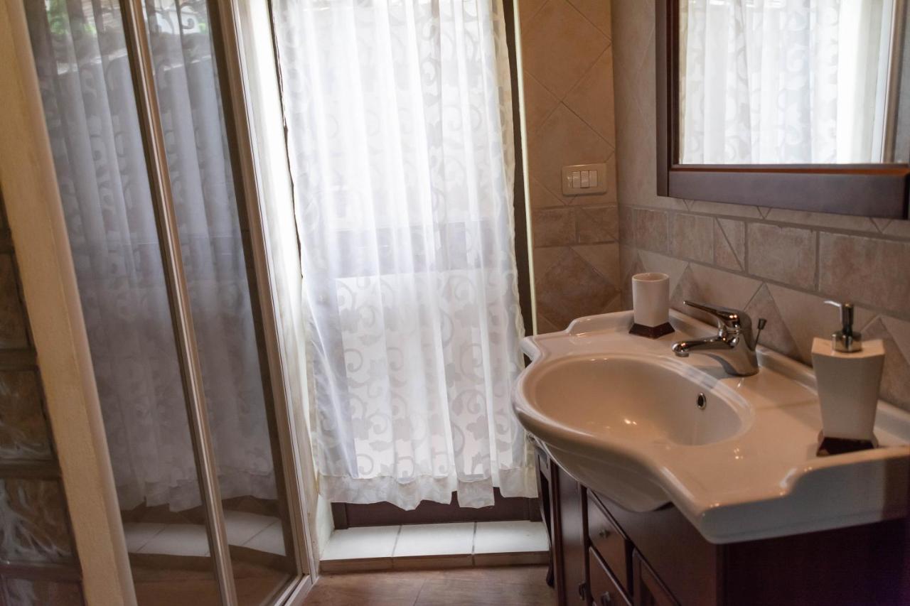 B&B Il Giardino Арбус Екстериор снимка