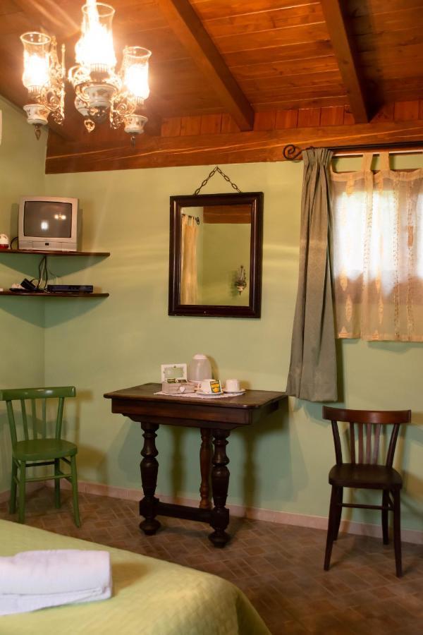 B&B Il Giardino Арбус Екстериор снимка
