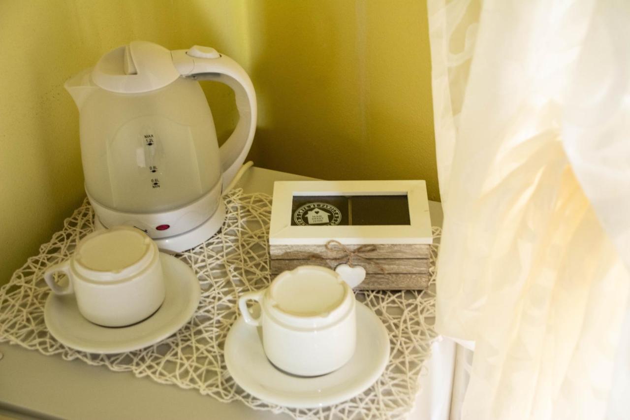 B&B Il Giardino Арбус Екстериор снимка